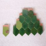 Biber 4,5x9 cm Verlegebeispiel grün-hellgrün glasiert