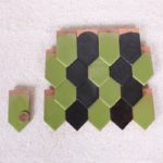 Biber 4,5x9 cm Verlegebeispiel hellgrün-schwarz glasiert